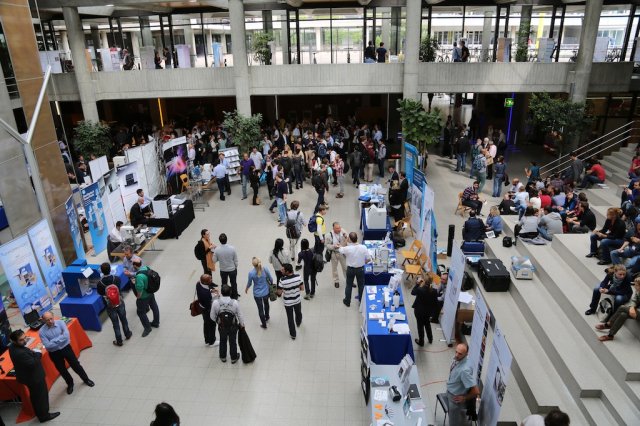 11_fm14_exhibition00