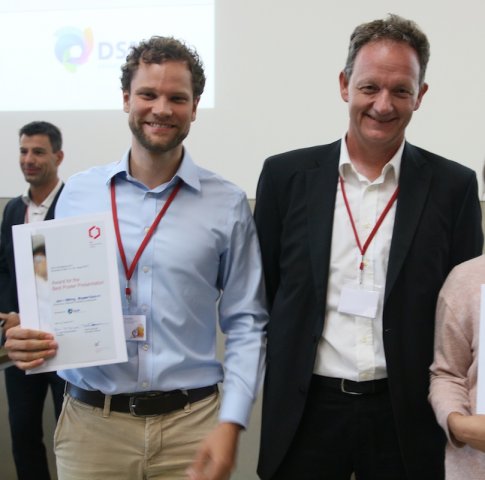 07_bestposteraward_5241